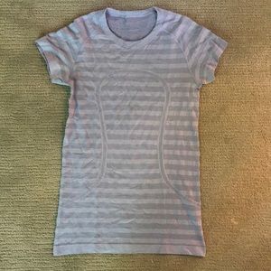lulu lemon workout top